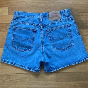 Vintage Levi’s Jean Shorts